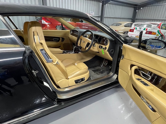 [CCK vehicle showroom photos]