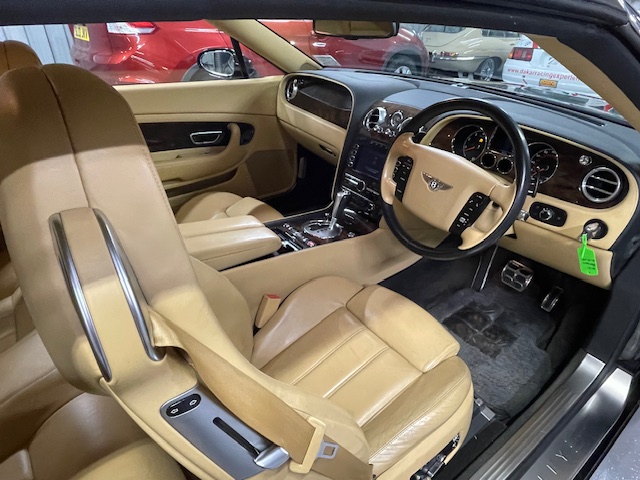 [CCK vehicle showroom photos]
