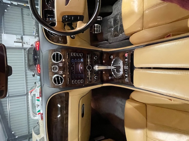 [CCK vehicle showroom photos]