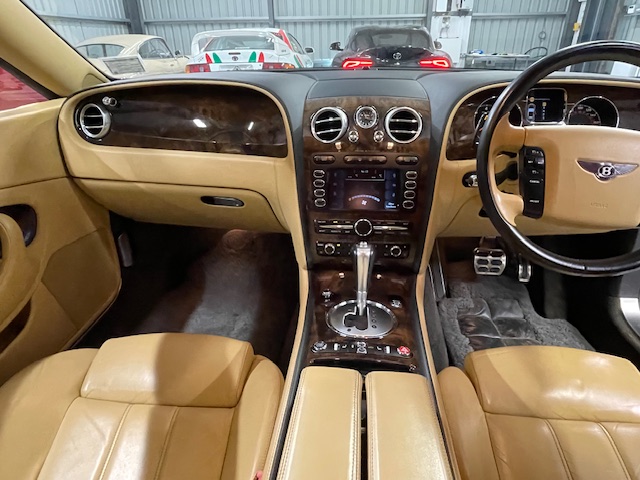 [CCK vehicle showroom photos]