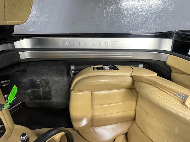 [CCK vehicle showroom photos]