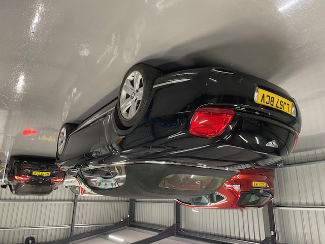 [CCK vehicle showroom photos]