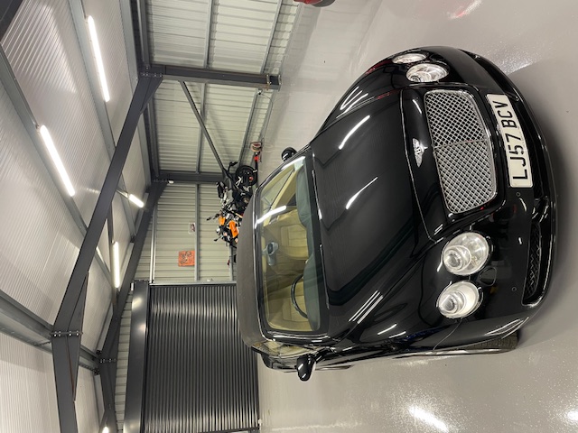 [CCK vehicle showroom photos]