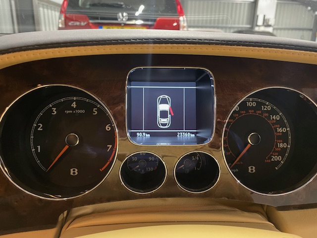 [CCK vehicle showroom photos]