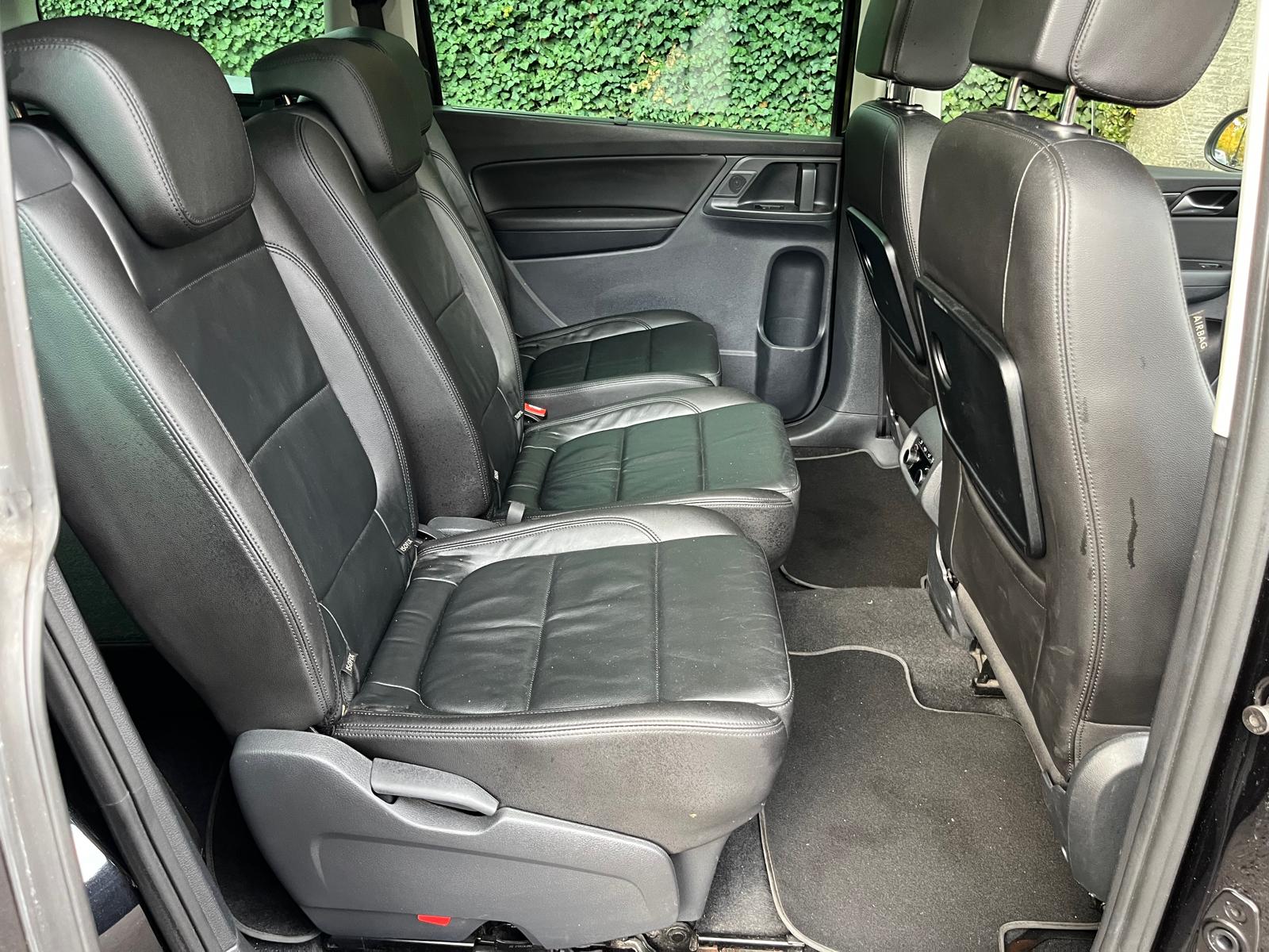 [CCK vehicle showroom photos]