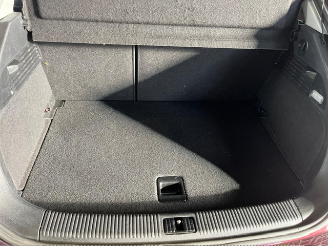 [CCK vehicle showroom photos]