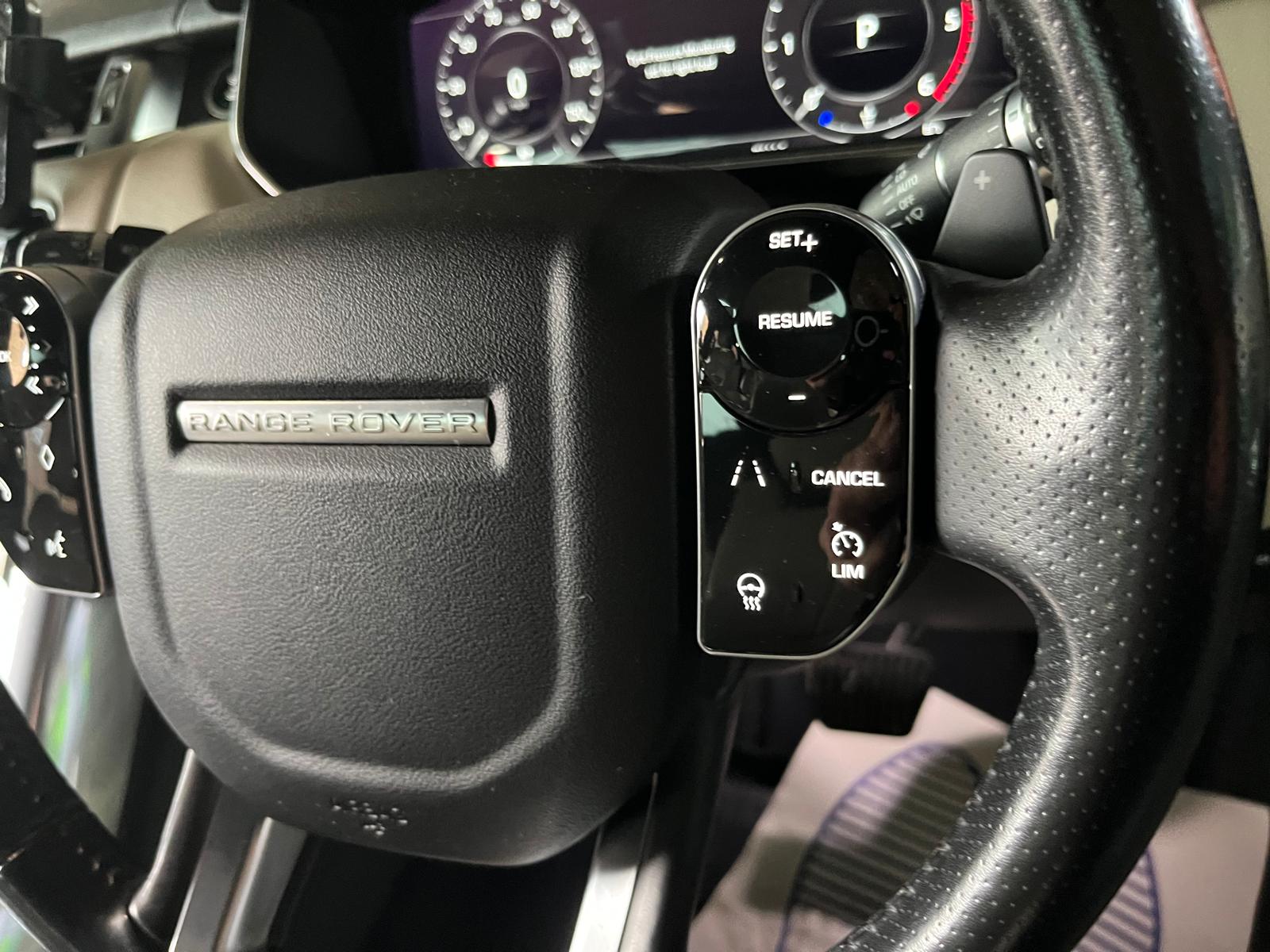 [CCK vehicle showroom photos]