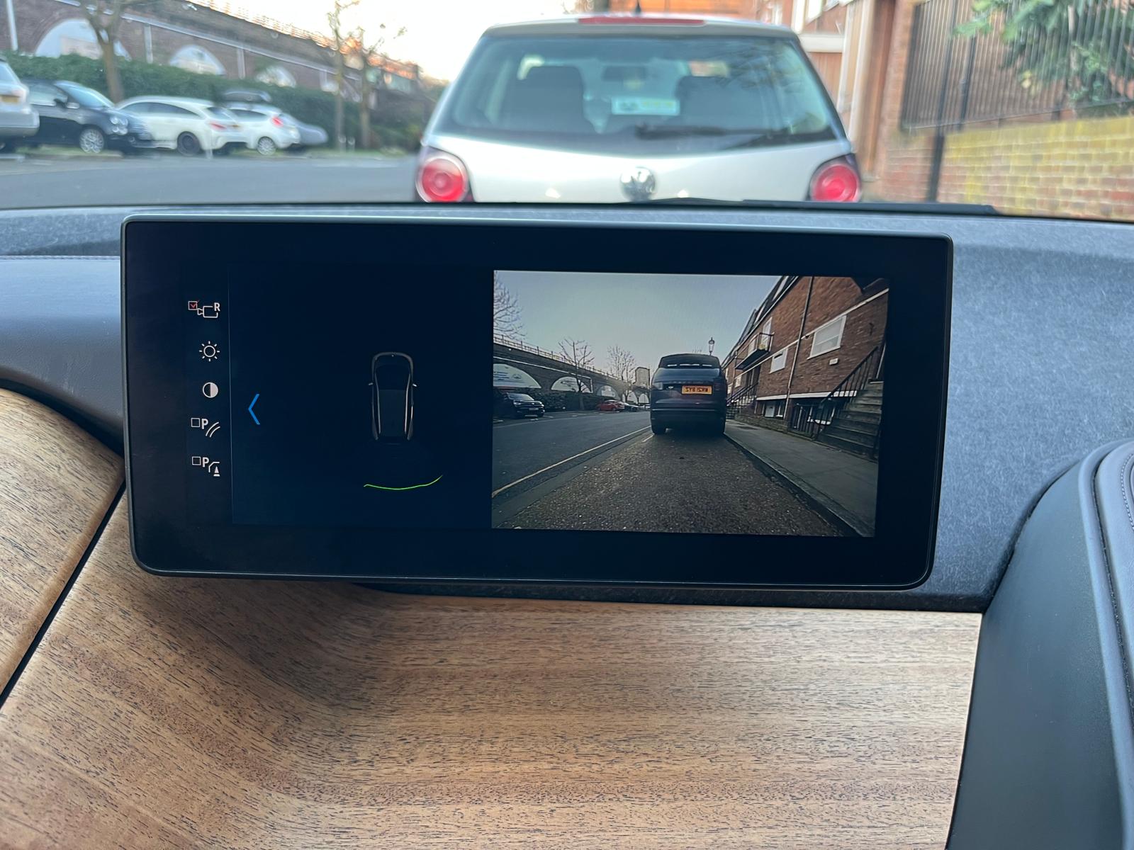 [CCK vehicle showroom photos]