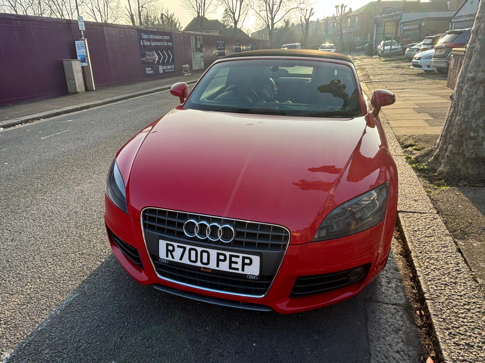 [CCK vehicle showroom photos]